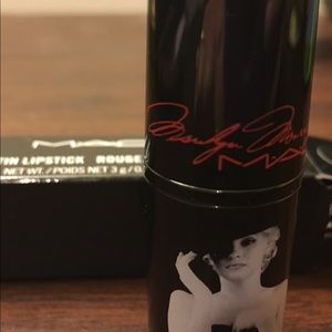 Mac Marilyn Monroe Love Goddess Lipstick